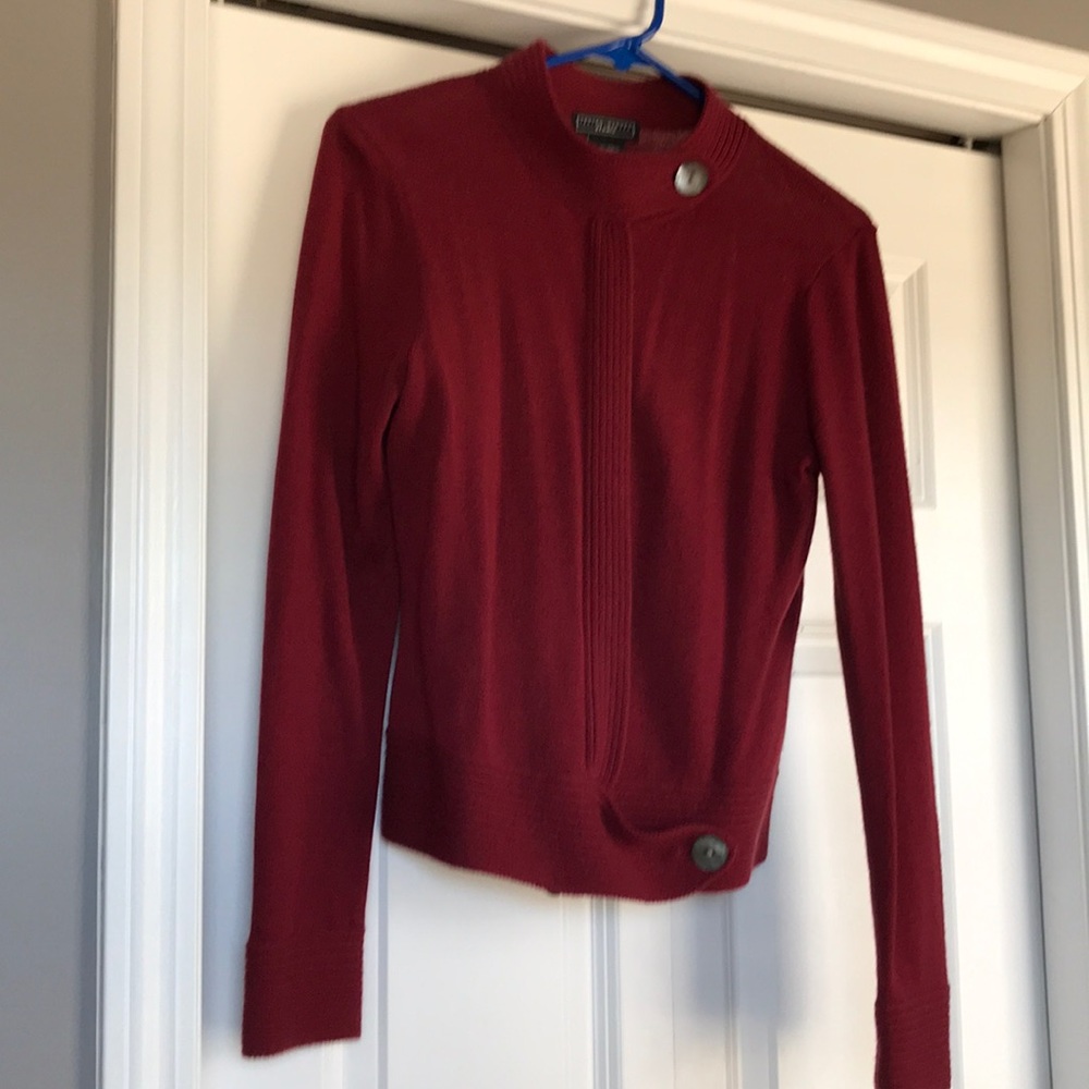 Wool/cashmere sweater